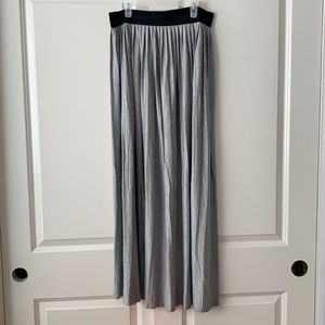 ❌❌SOLD❌❌MAXI SKIRT , ONE SIZE